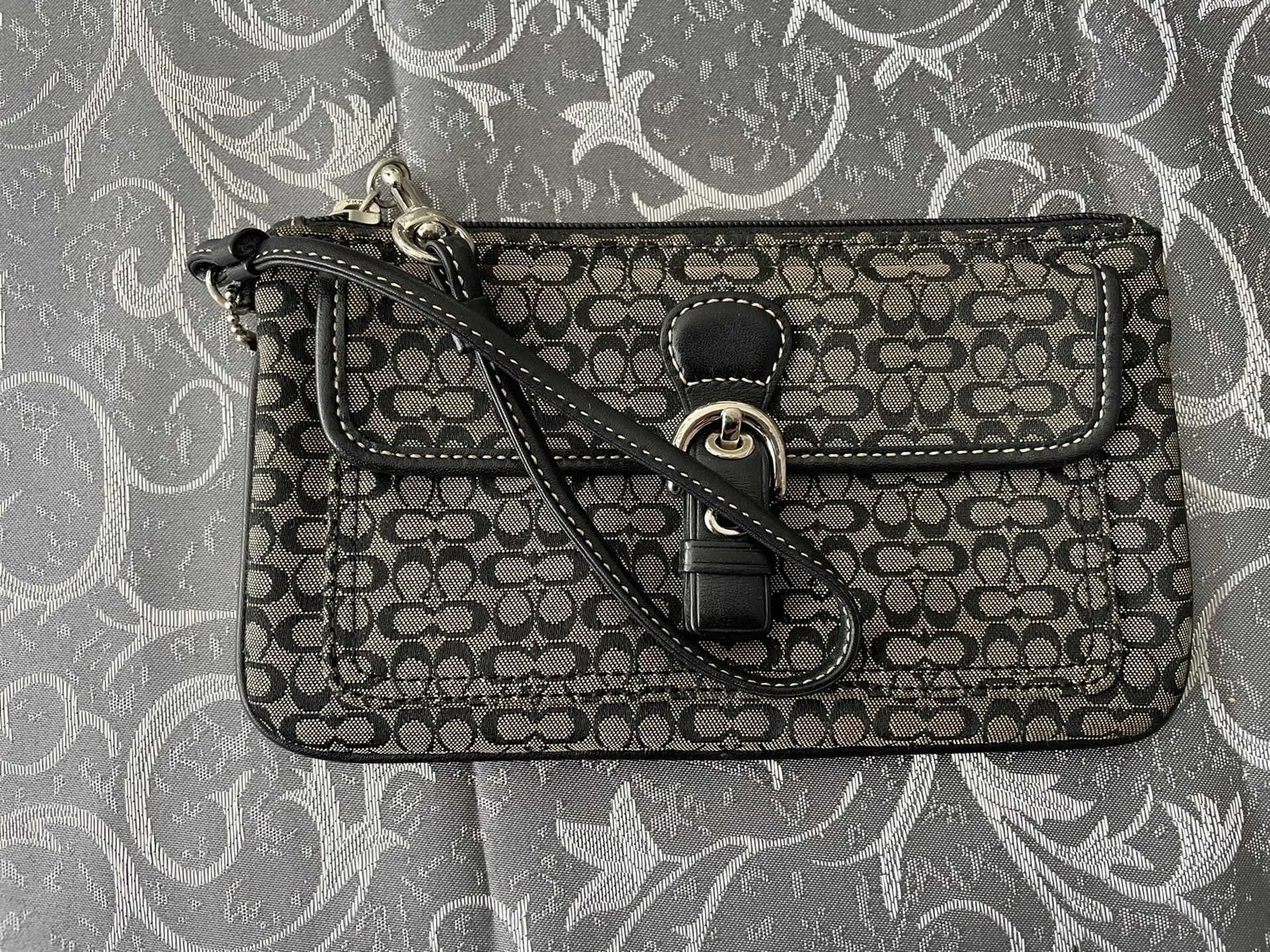 Coach Wristlet With Classic Small āCā