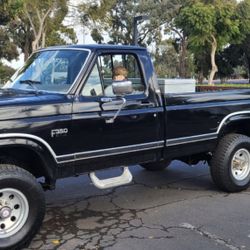 1986 Ford F-350