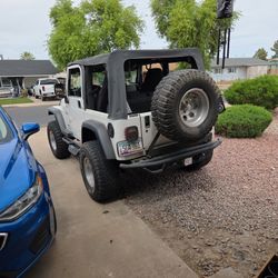I 2005 Jeep Wrangler X
