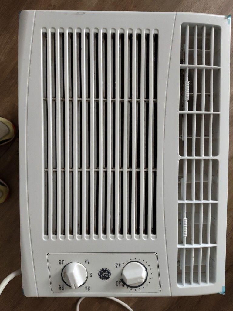 GE air conditioner 5050 BTU