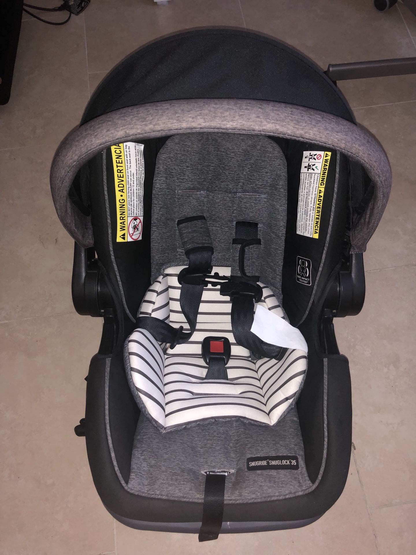 Graco snugride snuglock 35 dlx infant car seat in holt sales