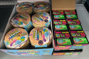 12 Squishy dumpling and 9 Needoh nice cube pick up today