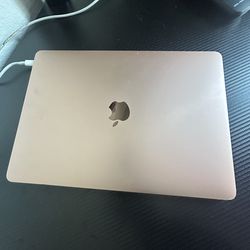 MacBook Air 13” rose gold