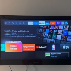 40in Flat Screen TV w Remote