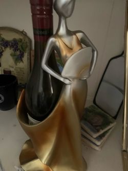 Elegant lady bottle wine holder