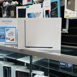 MacBook Air 13in M3 Chip 1TB