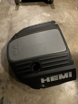 Dodge Challenger Engine Cover