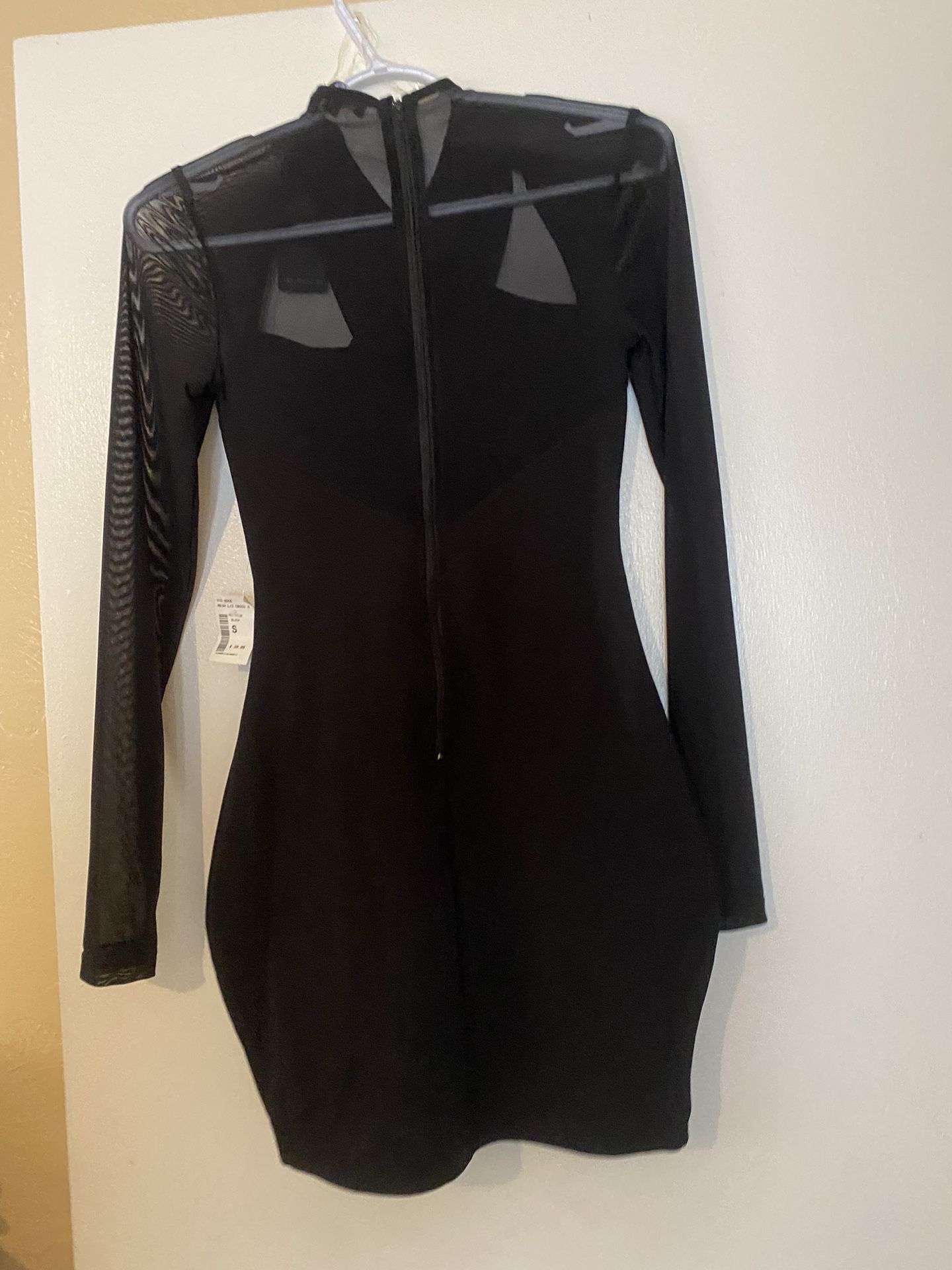 NEW - Black Dress - Long transparent sleeves