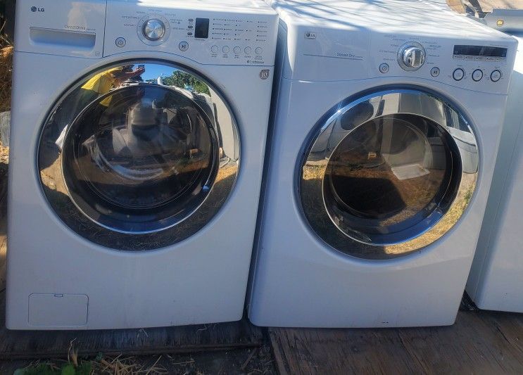 LG SET WASHER AND ELECTRIC DRYER WORKING PERFECT GOOD CONDITION DELIVERY SERVICE AVAILABLE FOR A SMALL FEE LOCALLY
