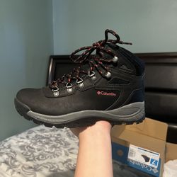 Columbia Hiking Boots 