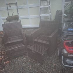 Patio Furniture Set. Brand New 