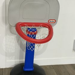 Little Tikes Adjustable Basketball Hoop