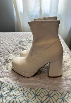 White 70s style Low Boot Heels