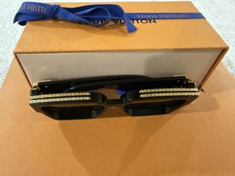 Authentic Men Louis Vuitton Sunglasses