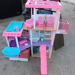 Barbie Dollhouse With Elevator