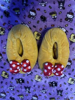 DISNEY minnie mouse slippers