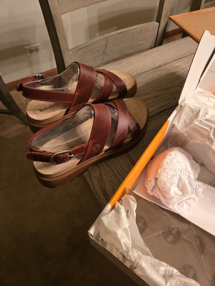 Brand New Timberland's Cross Strap Sandal Dark RED Size 9 