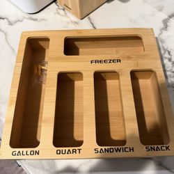 Kitchen Storage Bag Organizer for Gallon, Quart, Sandwich & Snack Bags