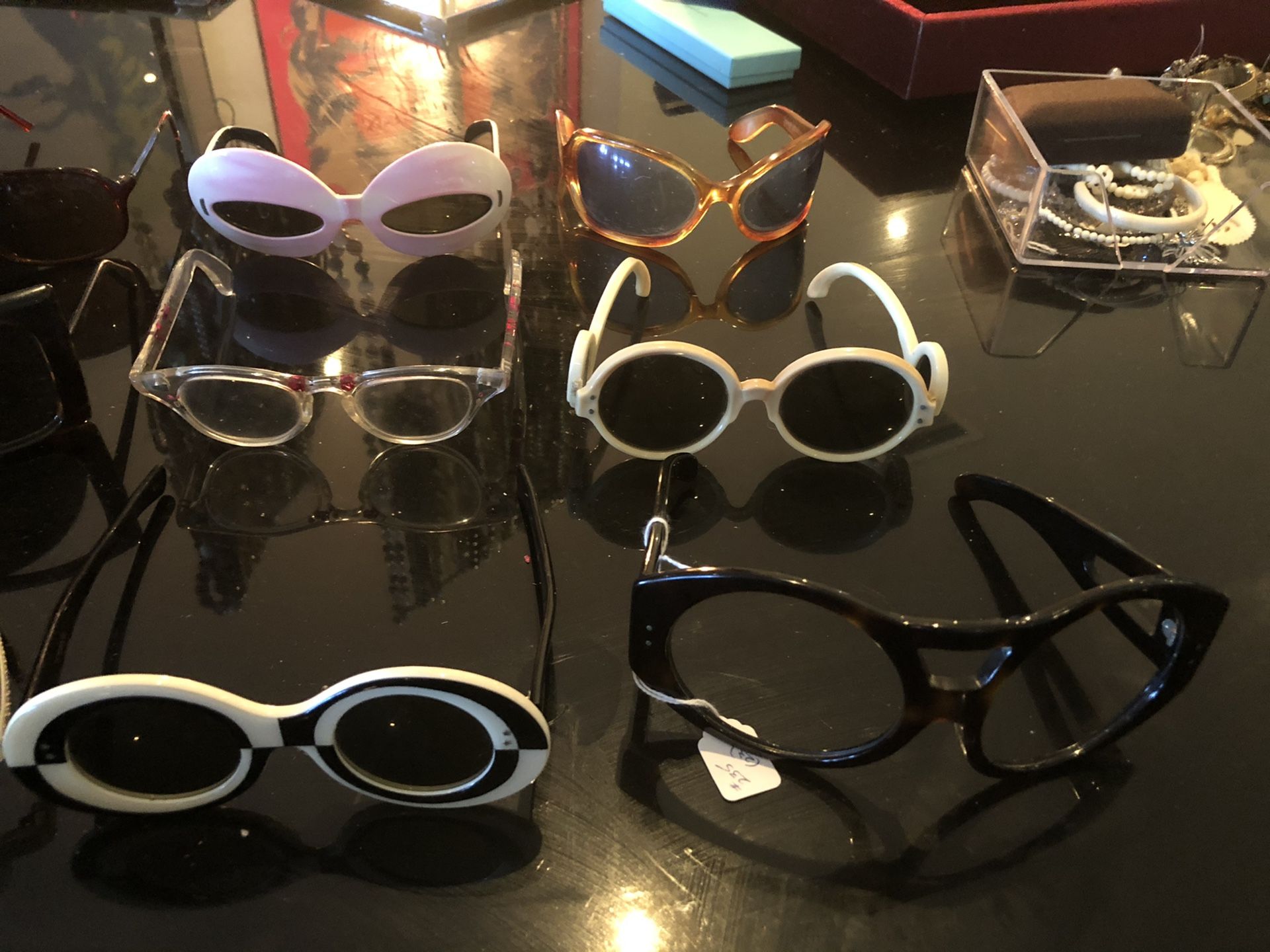 HUGE LOT OF MID CENTURY MODERN DESIGNER SUNGLASSES GUCCI PIERRE CARDIN FERARRI CHANEL CASE AND MORE