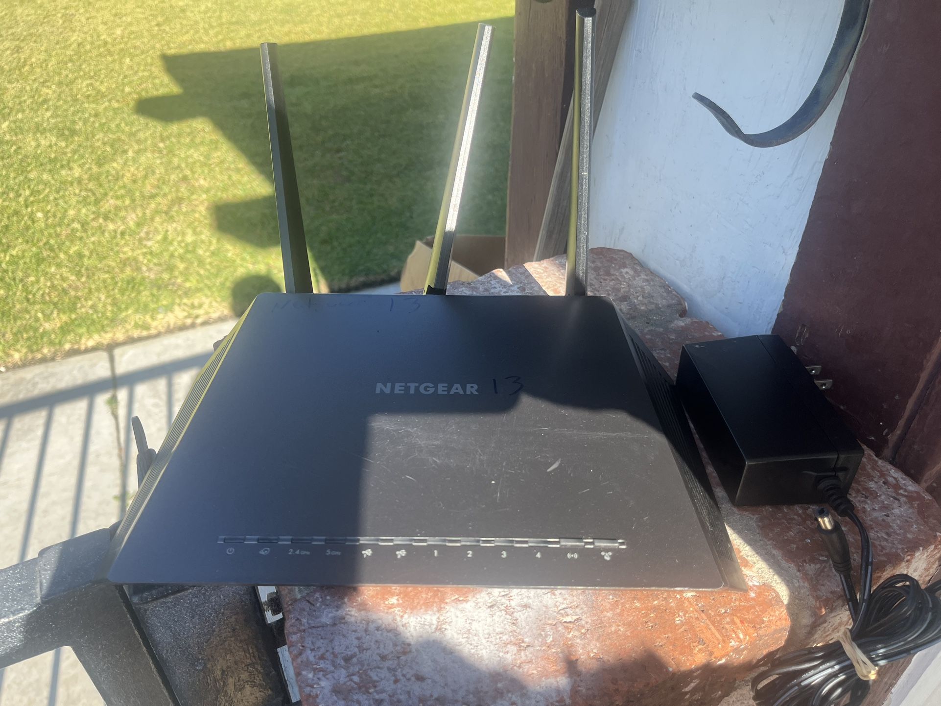 Netgear Nighthawk DST AC1900 Dual-Band Mesh WiFi Router R7000