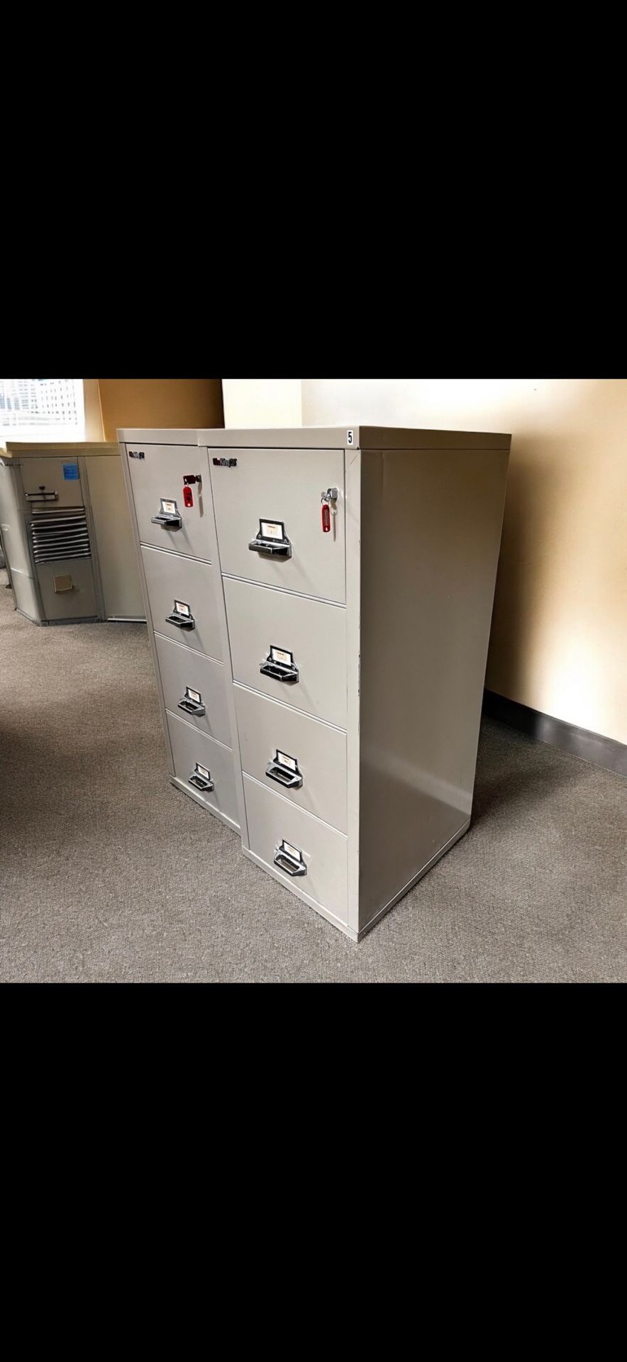 🔥 FireKing 4-Drawer Fireproof File Cabinet w/ Key – Heavy Duty!