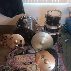 Pearl Forum,Double Bass Pedal, And Sabian Cymbals