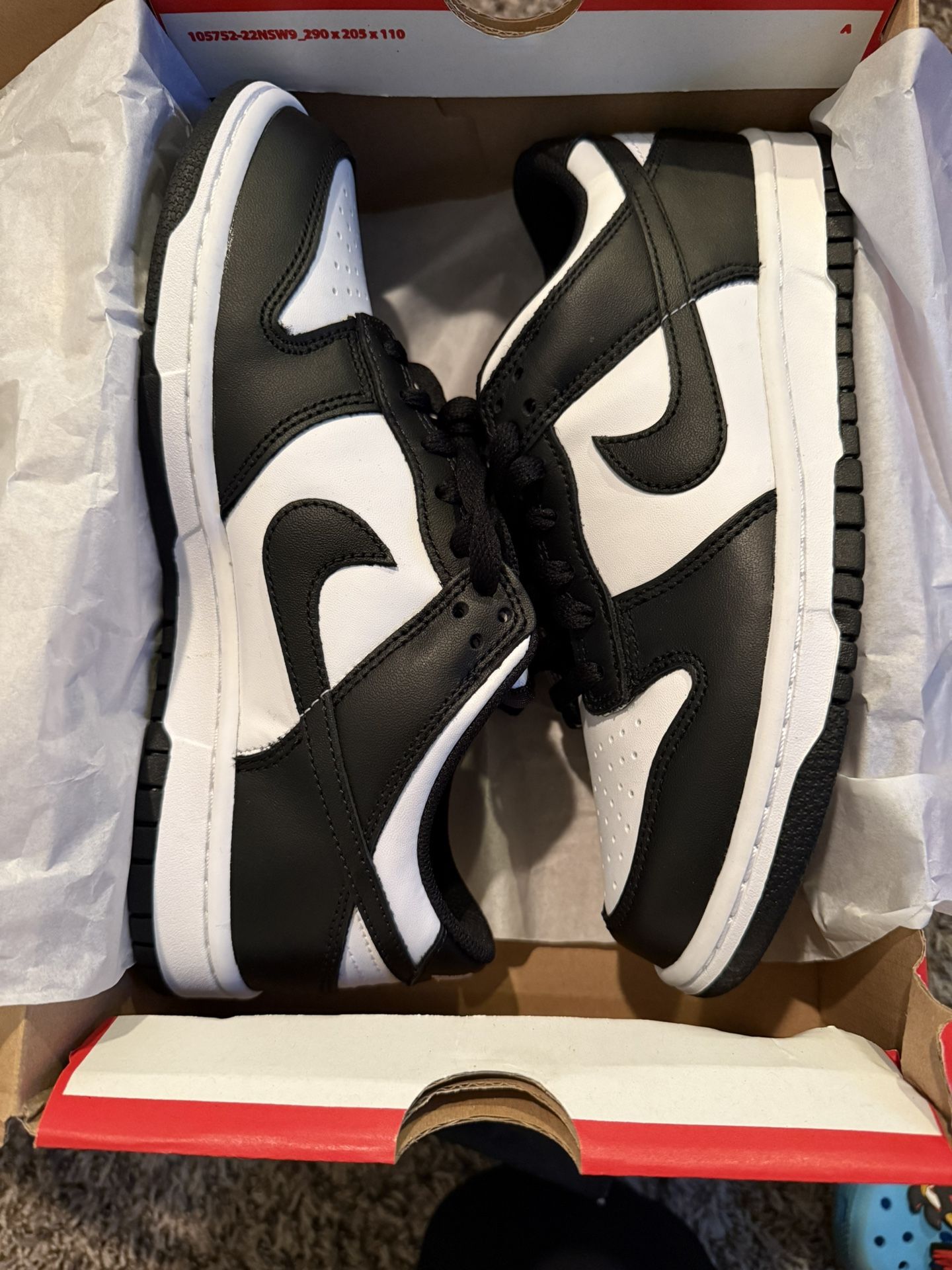 NiKE Shoes (6.5Y)