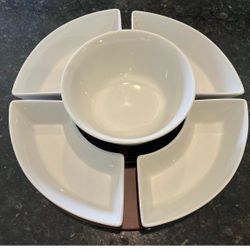 Ceramic serving dish set