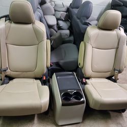 BRAND NEW TAN LEATHER BUCKET SEATS WITH SEATBELTS AND CONSOLE 
