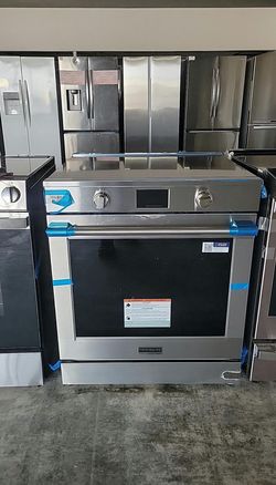 Frigidaire Professional Induction Range – Stainless, Convection/Air Fry