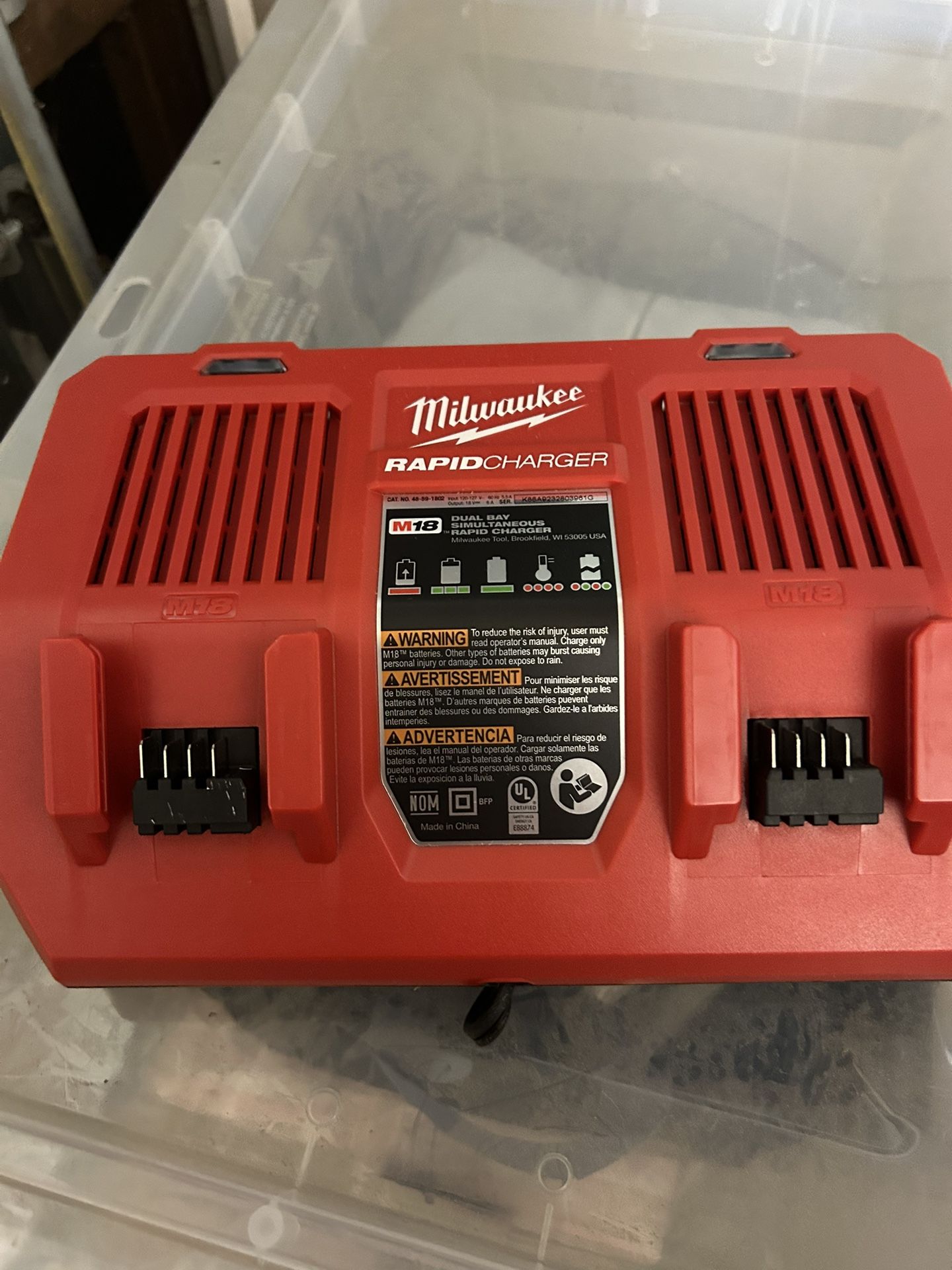 18 v rapid charger milwaukee double 