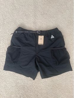 Nike ACG Snowgrass Cargo Shorts