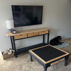 Coffee Table/ Table