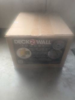 Deck2Wall clips