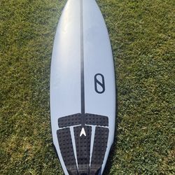 Slater Designs/ Aipa Flat Earth 5’7”