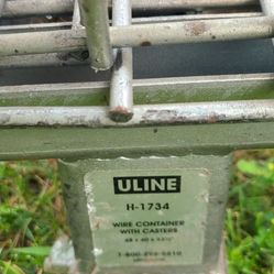 Uline H-1734 Cart Collapsible Wire Container with Casters - 48 x 40 x 43 1⁄2" Store and quickly identify large, bulky items.  Easy access with fold-do