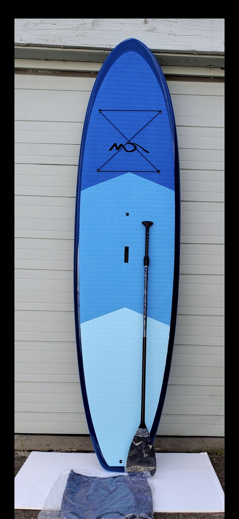 New 10’6 Stand Up Paddleboard with fins and paddle!