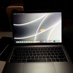 2019 MAC BOOK