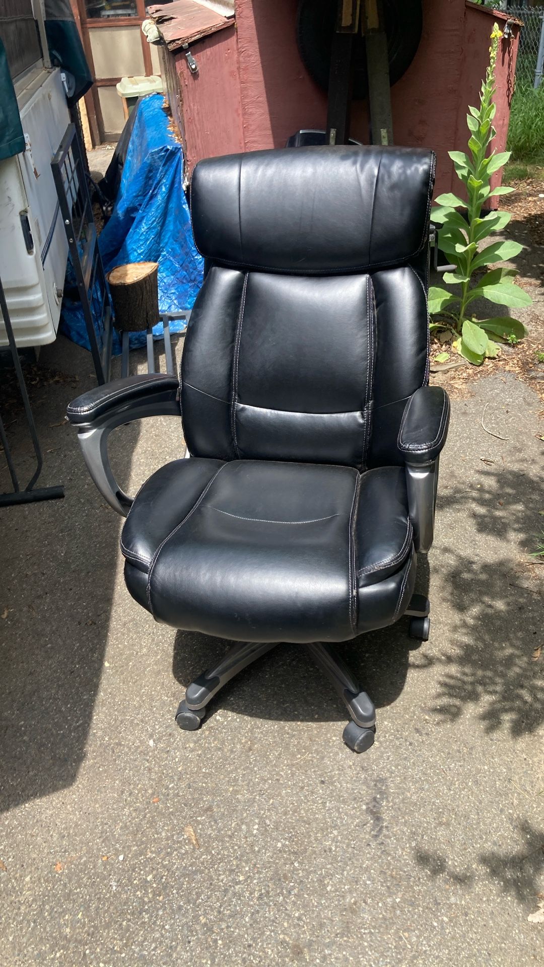 Black Comfy Office Chair