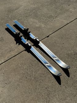 Dynastar “Midglass” Snow Skis (vintage)