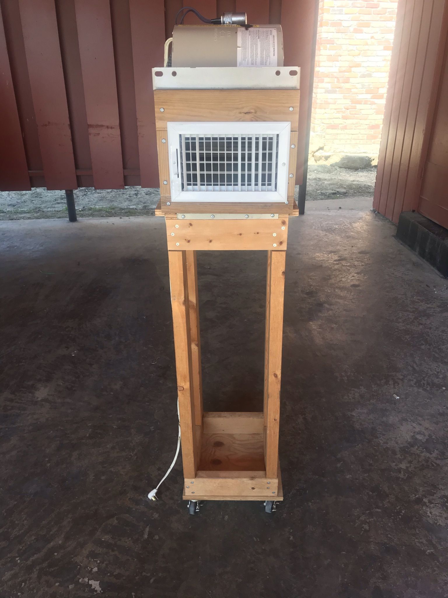 Custom Made Shop Fan