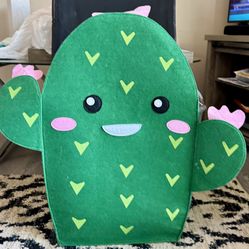 Cactus Toybox From Mexico With Crib Hanging Decoration