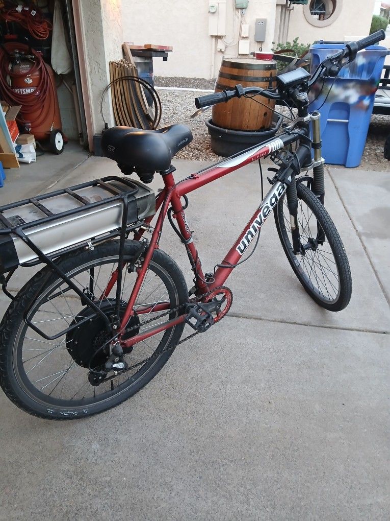 Electric Bike Univega 700 w/ Yose Power Battery E-bike