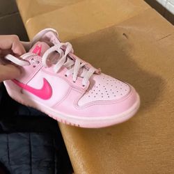 Nike dunks, pink, 5