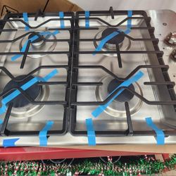New GE Cooktop Nat Gas 4 Elements Stainless Steel With Warranty 