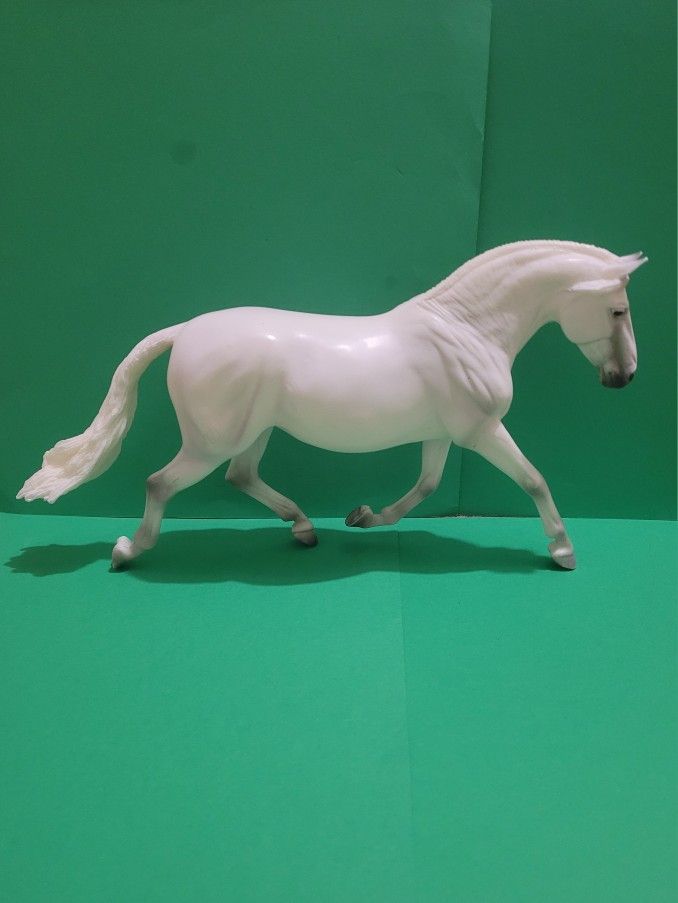 Breyer Horse #1777 Fantasia Del C & Gozosa White Andalusian Spanish Mare Retired.