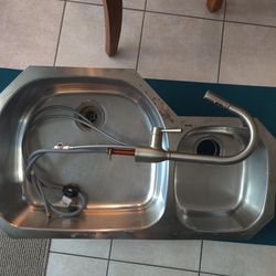 Dual Kitchen Sink With Faucet 