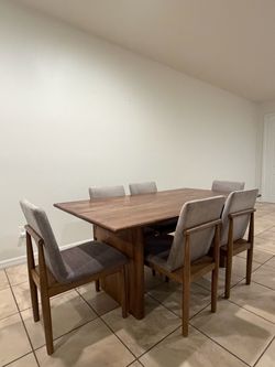 Mango Wood dining table