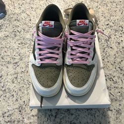 Jordan 1 X Travis Scott ( Medium Olive )
