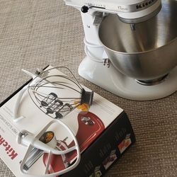 KitchenAid Stand Mixer & Slicer/shredder Bundle